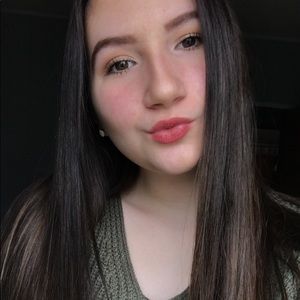 Meet your Posher, Maddy